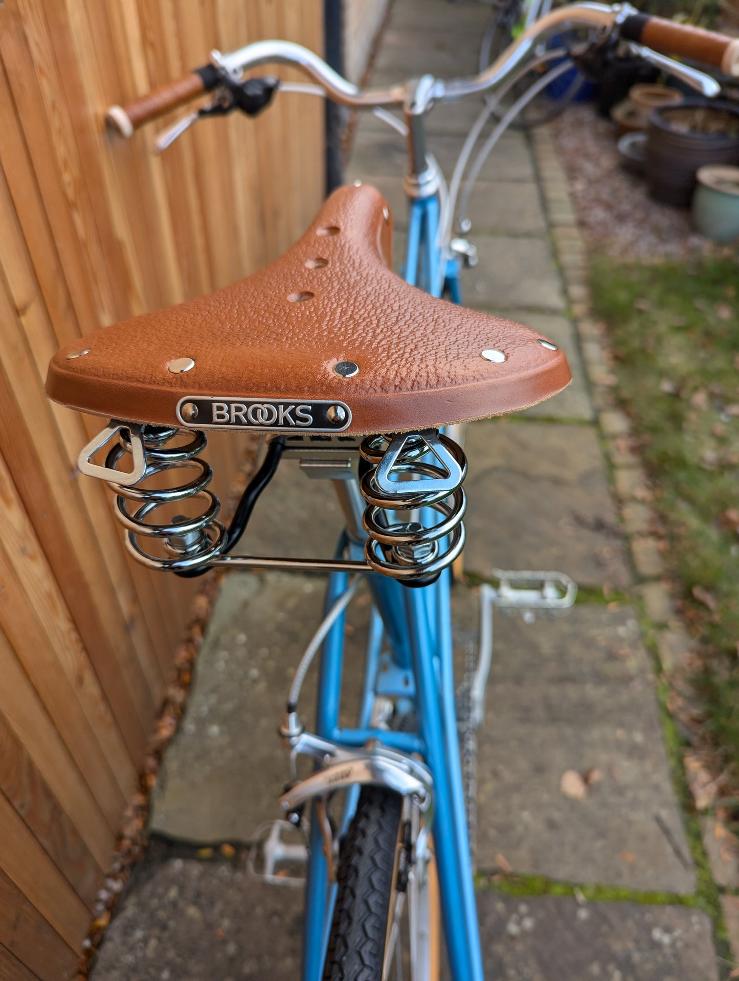Vintage-Inspired Carlton Mixte – Hand-Built Restomod for City & Touring